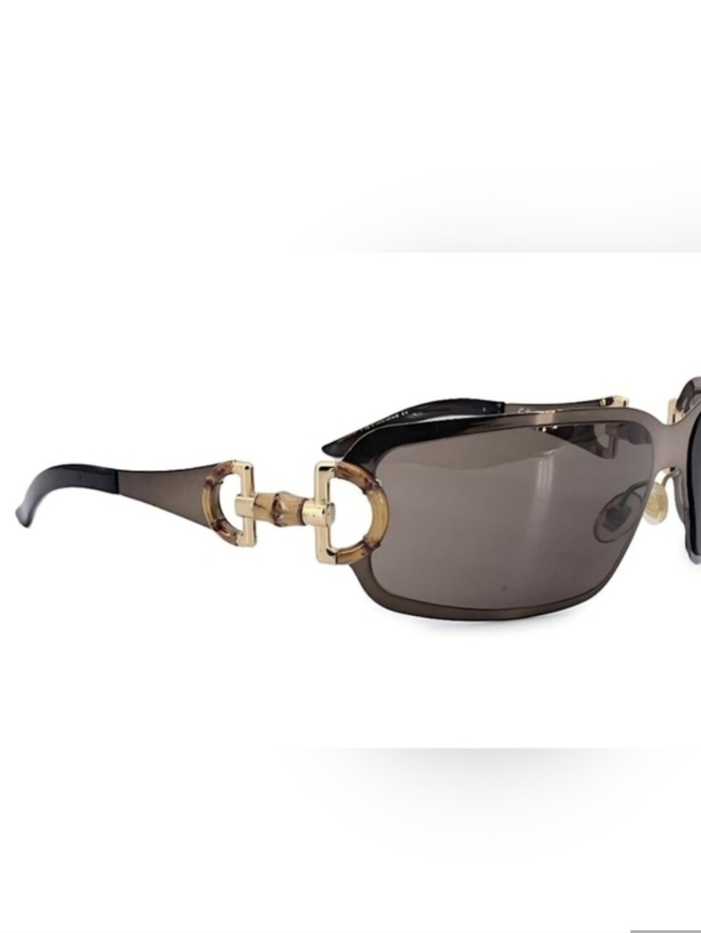 Gucci model GG 2801/S, featuring distinctive bamboo-effect detailing